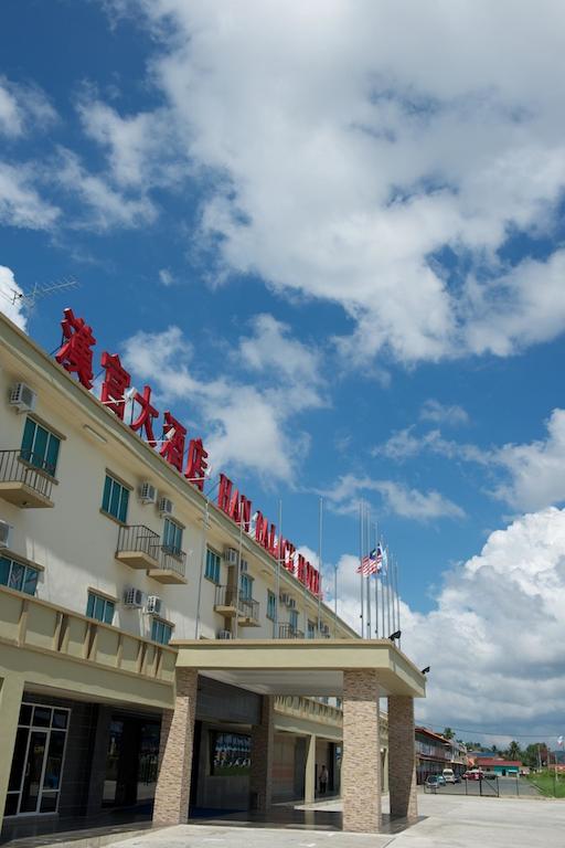 Han Palace Hotel Semporna Exteriör bild